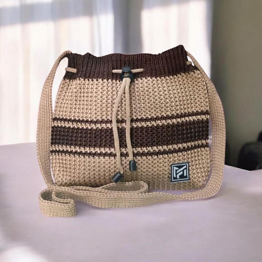 Best Seller Tas Selempang Wanita Rajut Serut Lebar Muat Hp Dan Dompet Terbaru 2025 Simpel Dan Elegan