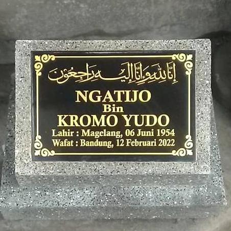 Paket Nisan Ukr. 43 & Rumput jepang utk Makam / Rumput Makam / Nisan