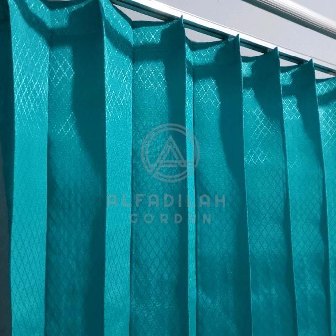 hordeng jendela murah model plisket ukuran 100x200cm gratis kawat s/goden sido jadul mewah buat ruma