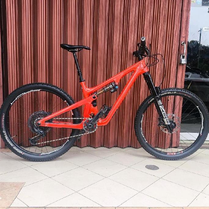 YETI SB140 27.5" CHRIS KING SRAM GX FOX DPX2 Shock ROCKSHOX ZEB Ultimate Sepeda Full Suspension Carb