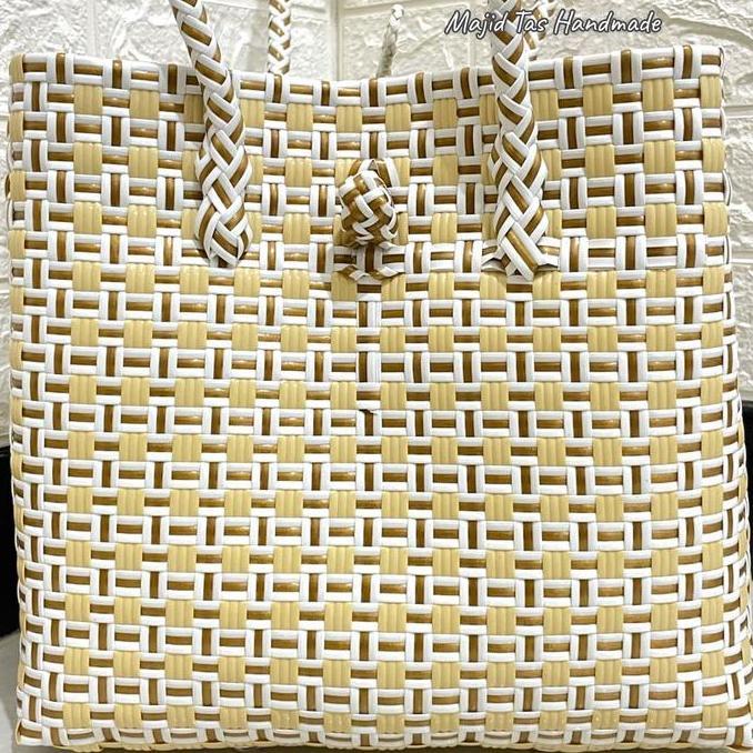 Shebag- Majid Tas Handmade Nita Bahu Krem Gold