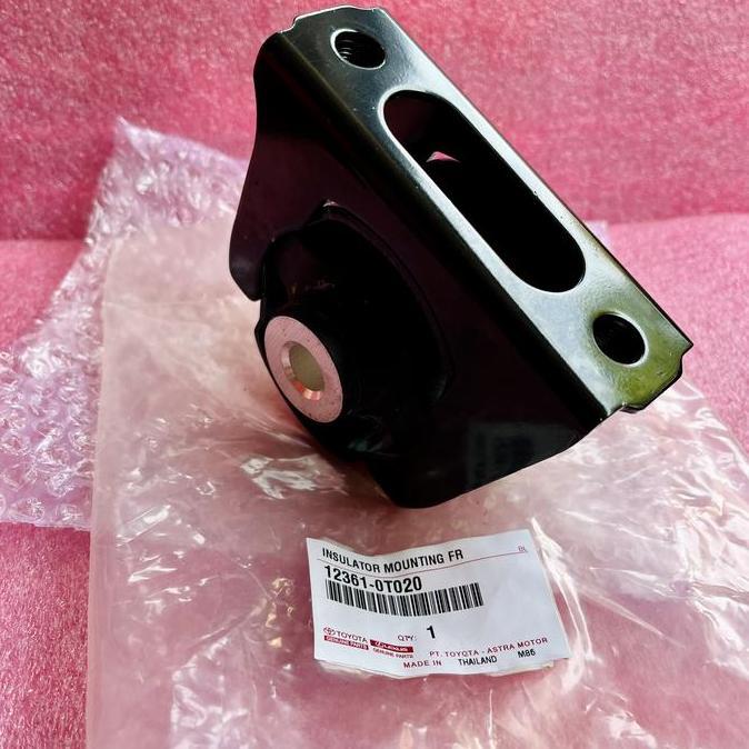 engine mounting rd anh20 depan