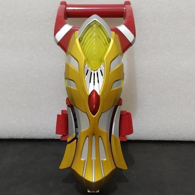 DX MAX SPARK ULTRAMAN MAX TTOYS