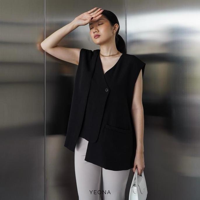Wear- Yeona - Ganni Vest | Oversized Vest