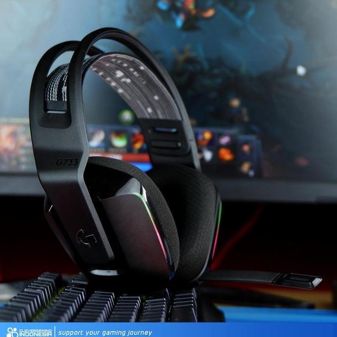 Logitech G733 Lightspeed RGB Wireless Gaming Headset G-733