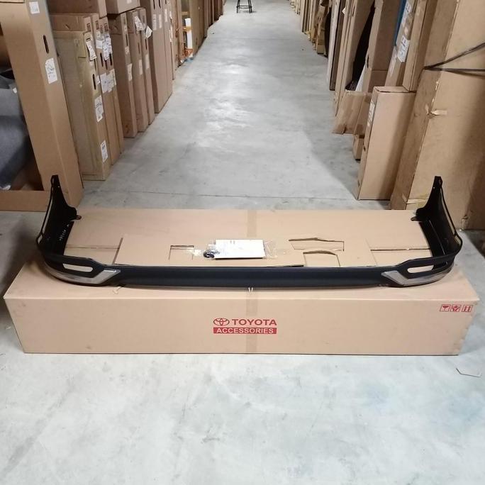 BODYKIT SPOILER BUMPER BELAKANG TOYOTA INNOVA REBORN VENTURER ORIGINAL P5154-0KA13-00 ORIGINAL DAN T