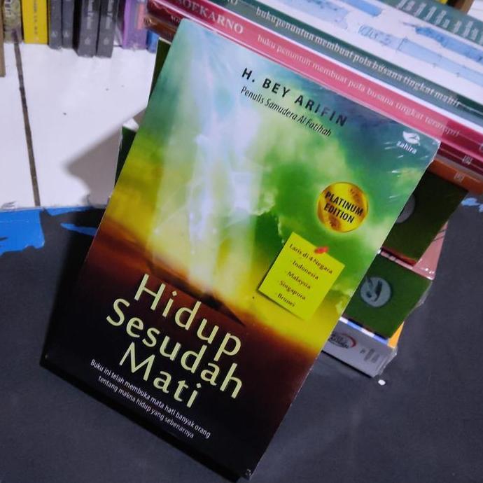 Buku Hidup Sesudah Mati by H. BEY ARIFIN