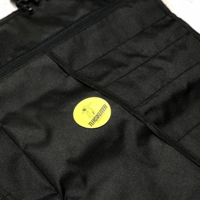 Ready 946 Merchandise Tools Bag / Tas box kunci logo Vespa Original