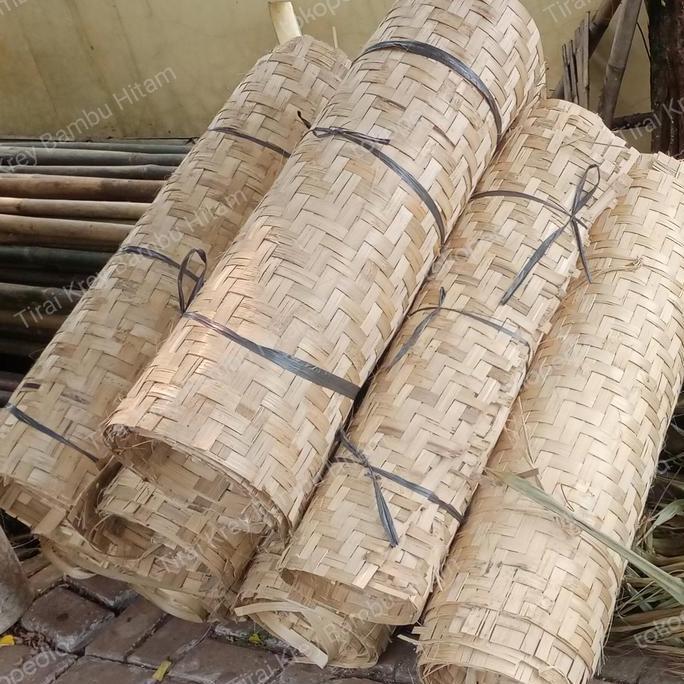 bilik gedek bambu anyaman kecil