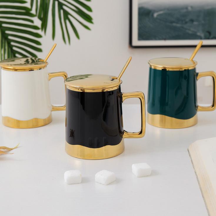 Gelas Minum Set Keramik List Gold Dengan Tutup Gelas Emas & Sendok Gold / Ceramic Mug Set With Cup L