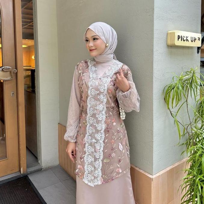 Dezhaf - Qamila Outer / Kebaya Outer / Kebaya Modern