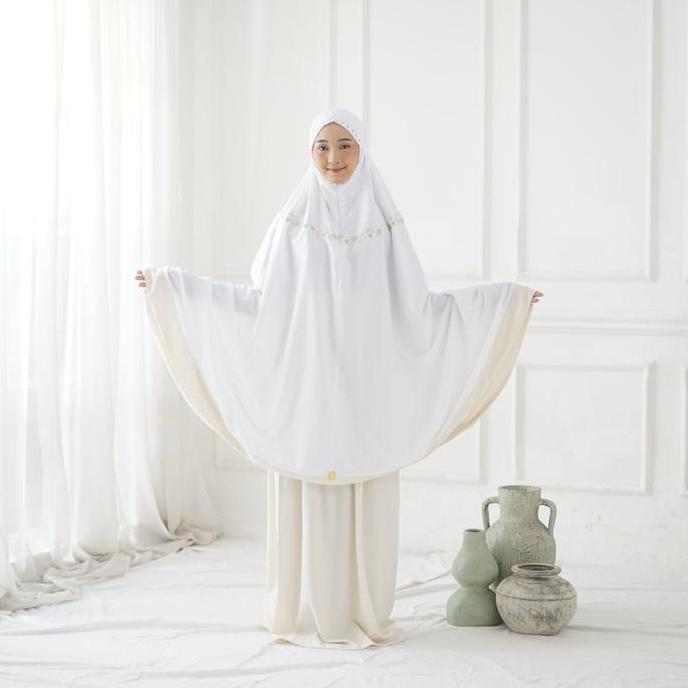 Mukena Santri Gontor - Aisyah Series Putih - Krem Bordir Bonus Sajadah / Mukena Gontor