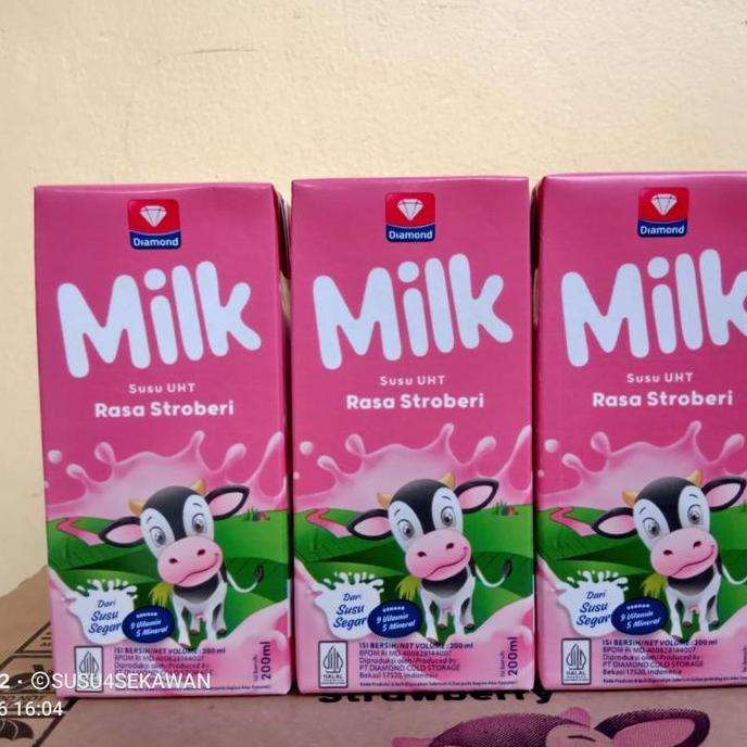 Susu UHT Diamond Rasa Strawberry 200ml (Kartonan)