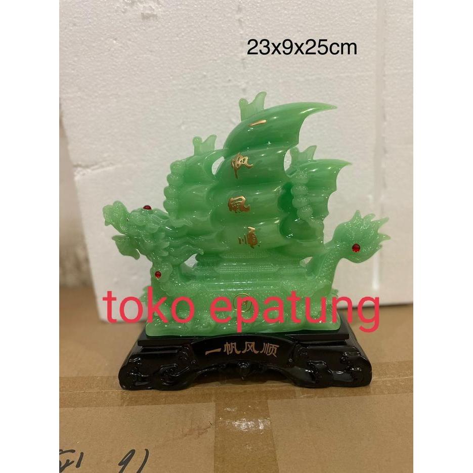 Patung Pajangan Kapal Dagang Rezeki/Naga Kapal Fengshui - Hijau -25 cm