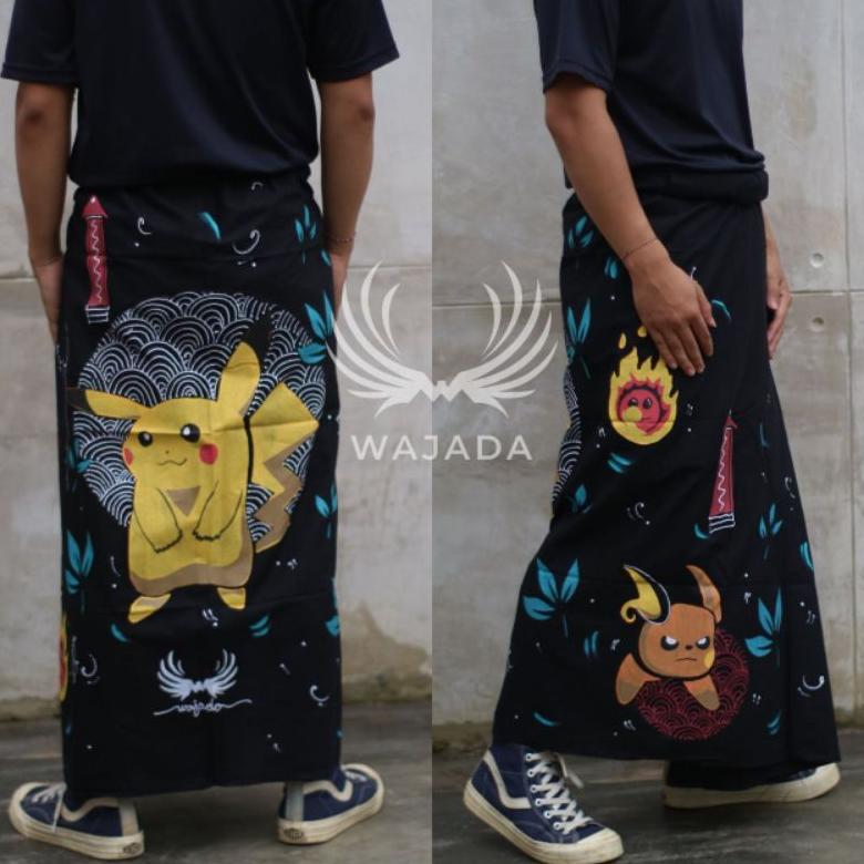 Sarung Lukis Tretan Muslim Sarung Lukis Motif Astronot Vespa Sarung Motif Anime Akatsuki Hampir Habi