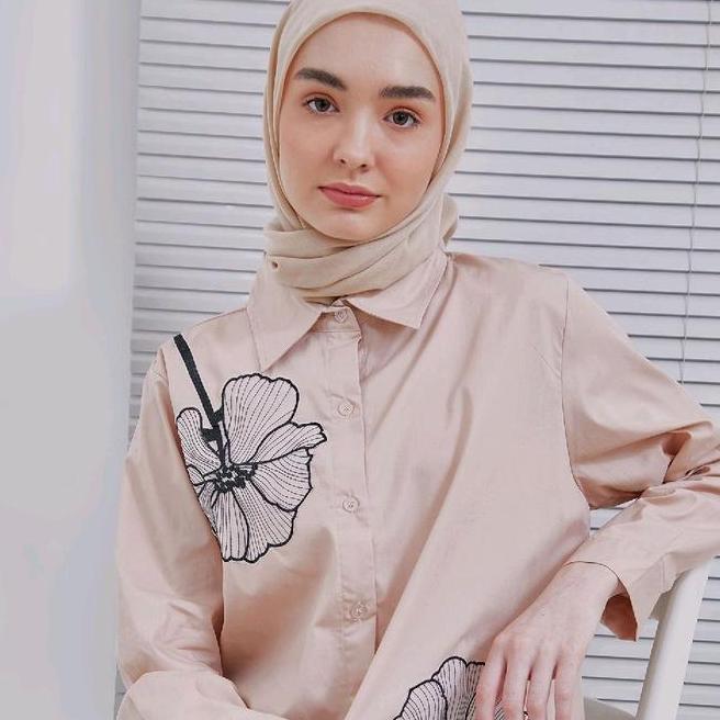 Emeraude Coraline Kemeja Emeraude Coraline Kemeja Wanita Bunga / Atasan Muslim