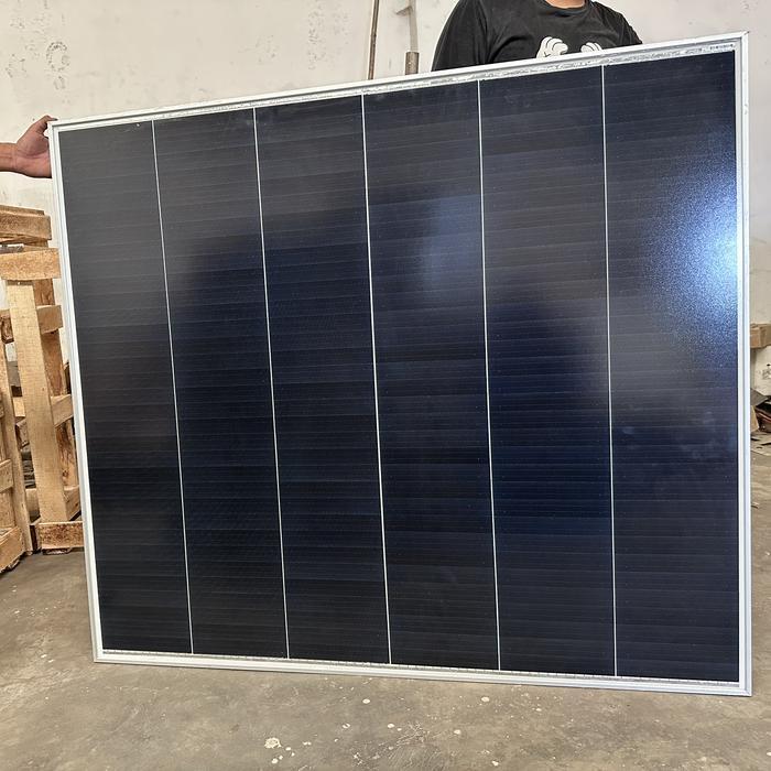 Solarcell / Panel Surya / Solar Panel 300Wp Mono Overlapping Shingled