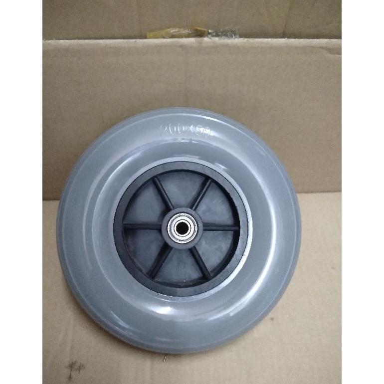 Ban kursi roda elektrik model donat