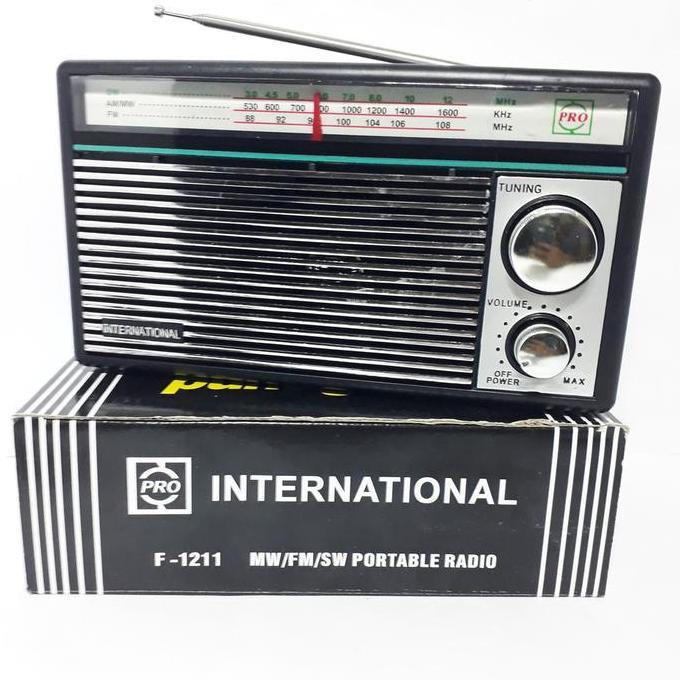 Radio International F-1211 Portable AM FM Radio Jadul