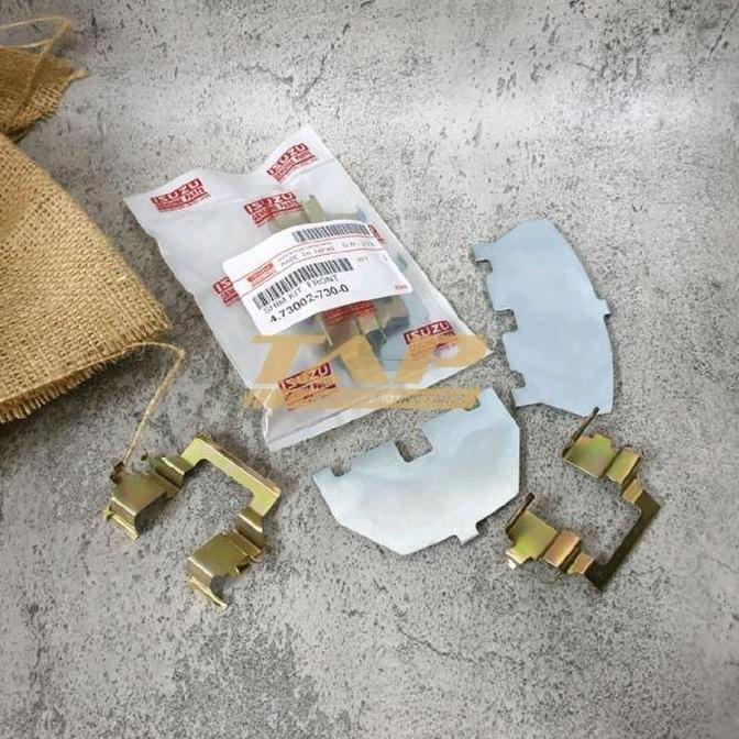 KANJALO PLAT BESI KAMPAS REM DEPAN ISUZU PANTHER
