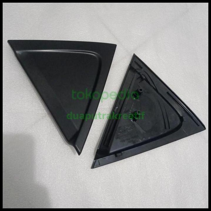 DISKON GARNISH SEGITIGA BRIO GARNISH KACA BELAKANG HONDA BRIO RS 