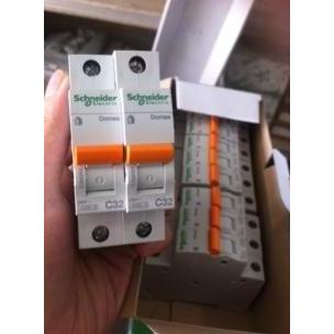 MCB SCHENEIDER SEKRING SIKRING LISTRIK 32 AMPERE SIAP KIRIM