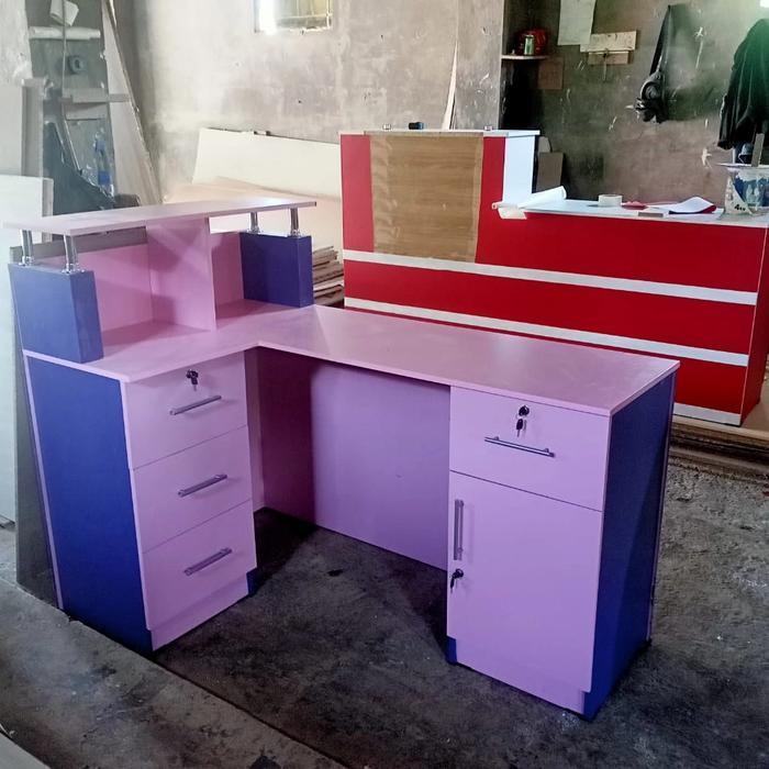 meja kasir minimalis meja resepsionis L terbaru