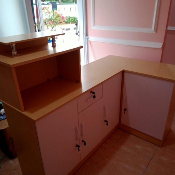 meja kasir/kerja letter L