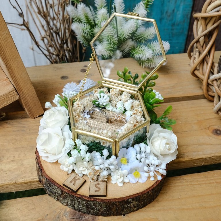 Tempat Perhiasan Murah | Kotak Cincin Lamaran Pernikahan Rustic Hexagon Warna Putih (Ready Stock)
