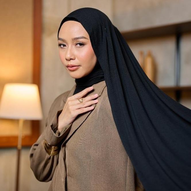 Bisa Cod - Zm Zaskia Mecca - Zinia Hijab Instant Polos | Daily