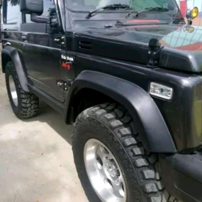 Over Fender Katana Kotak Polos