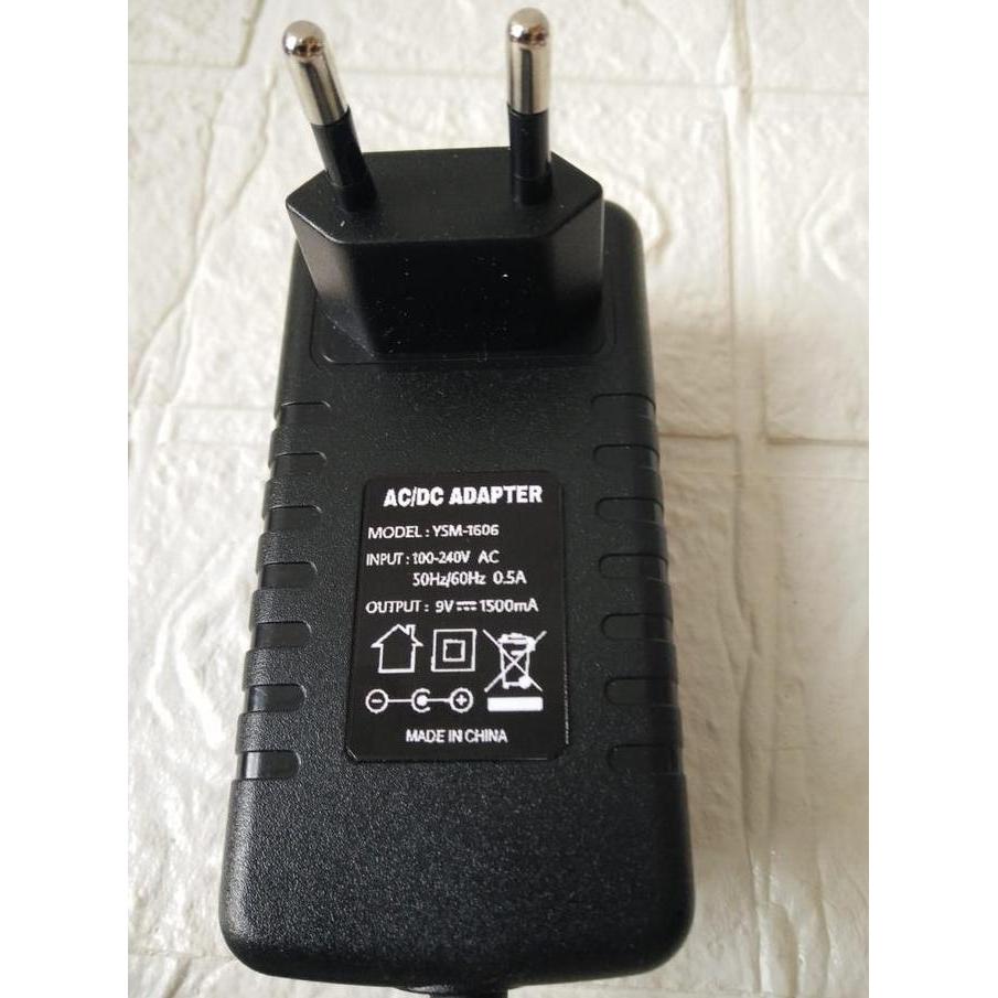 AC Adaptor MODEL YSM-1606 DC 9V 1500mA Jack DC 5.5mm X 2.1- 2.5mm