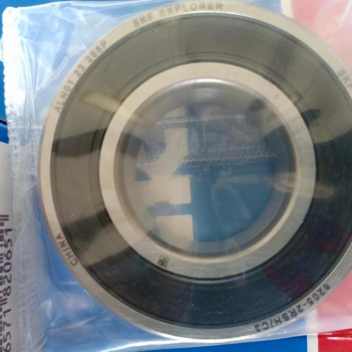 NEW bearing skf 6205 2rsh c3