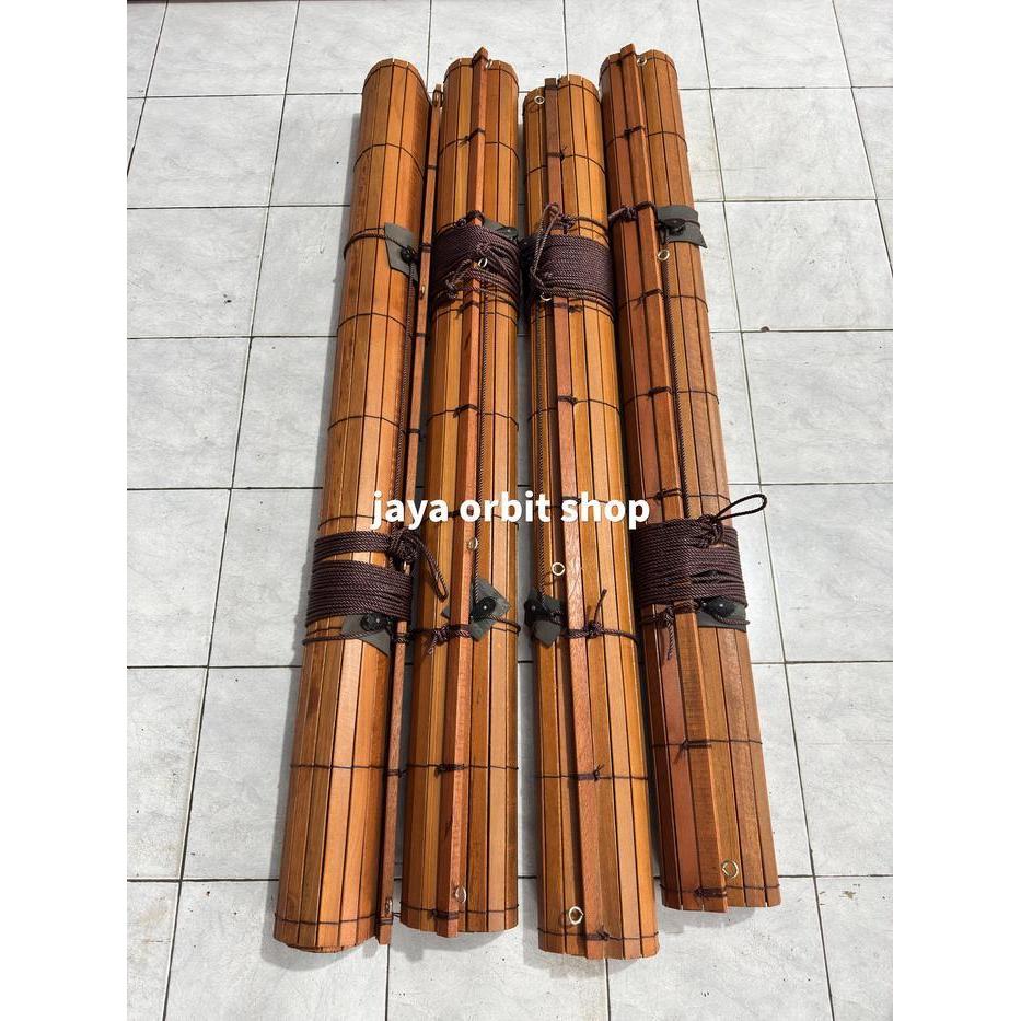tirai kayu L 100cm x T 300cm / tirai kayu outdoor/ krey kayu outdoor/ krey kayu gulung / krei kayu /