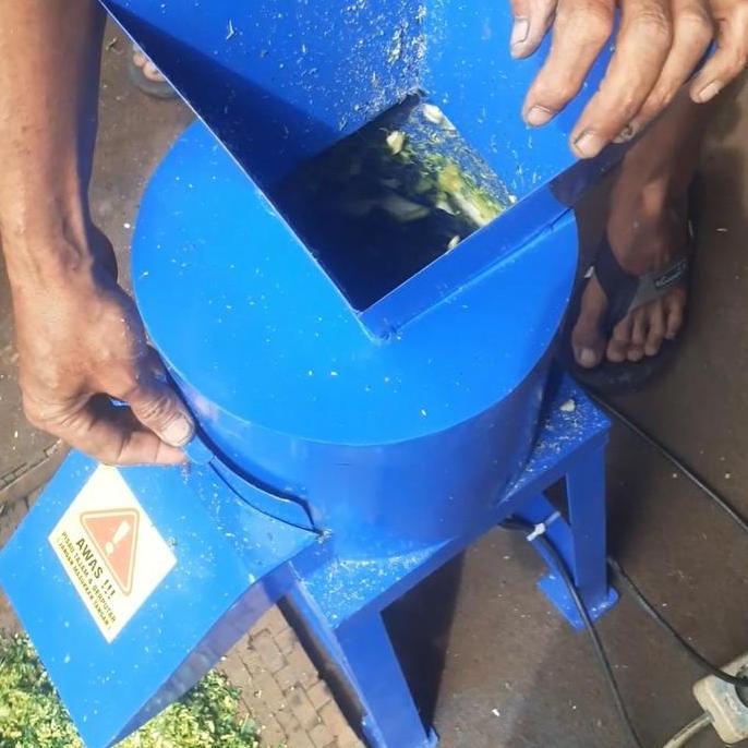 mesin pencacah dan penggiling coper multi fungsi.giling jagung upilan .karak.daun2nan jadi lembut pl