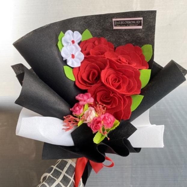 BUKET BUNGA FLANEL | BUCKET BUNGA WISUDA | BUKET NIKAH TNI AL | BONEKA WISUDA | JUNGKOOL