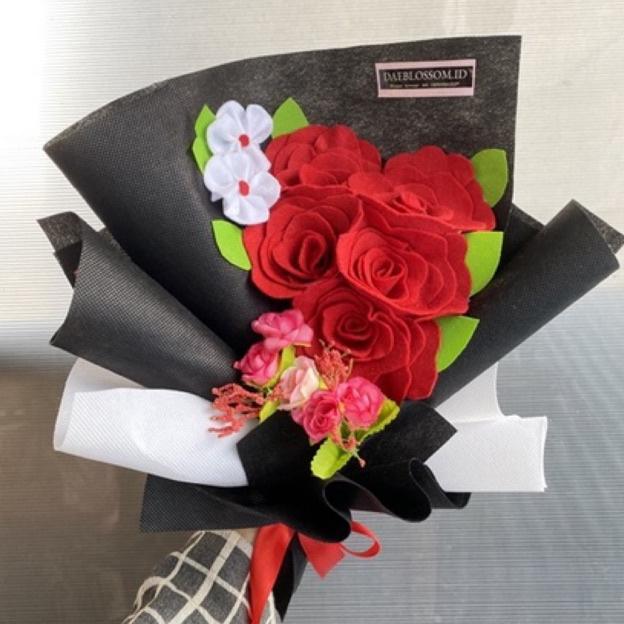 BUKET BUNGA FLANEL | BUCKET BUNGA WISUDA | BUKET NIKAH TNI AL | BONEKA WISUDA | JUNGKOOL