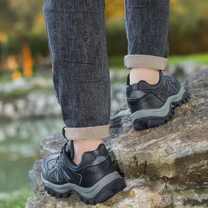 Leedoo Sepatu Hiking Anti Air Sepatu Olahraga Sepatu Gunung MH208