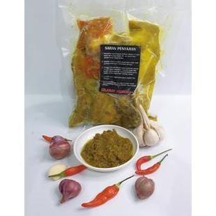 Ayam kampung ungkep bumbu kuning / Ayam kampung