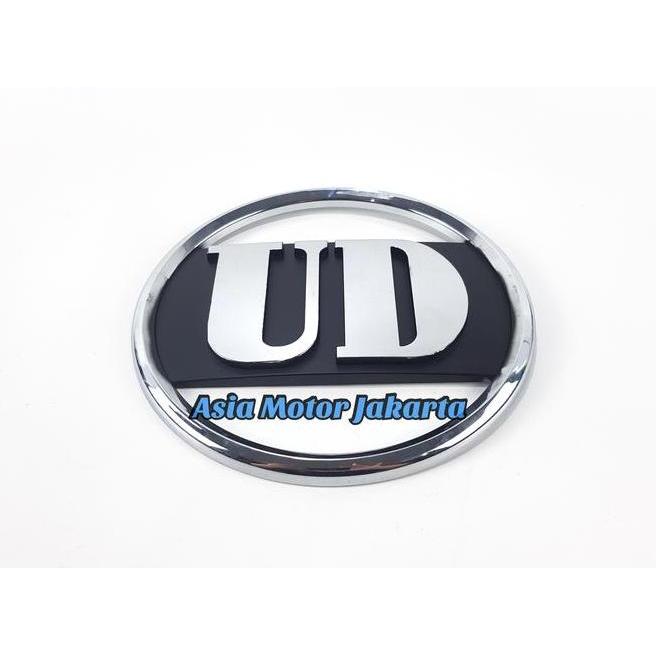 Emblem Logo Ud Chrome - Truck Nissan Btx