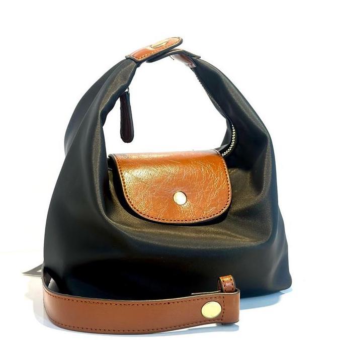 Baggu- Adriana Megan Varian 03 Shoulder Bag Tas Selempang Wanita