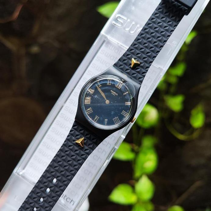 Swatch Analog Jam Tangan Karet Unisex GB324 LANCELOT Original