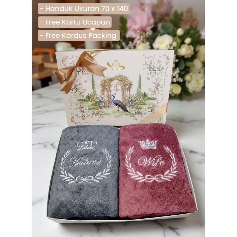 Hampers Handuk Couple Wedding Box | Handuk Label & Bordir Husband Wife (HW) | Hampers Handuk Pernika