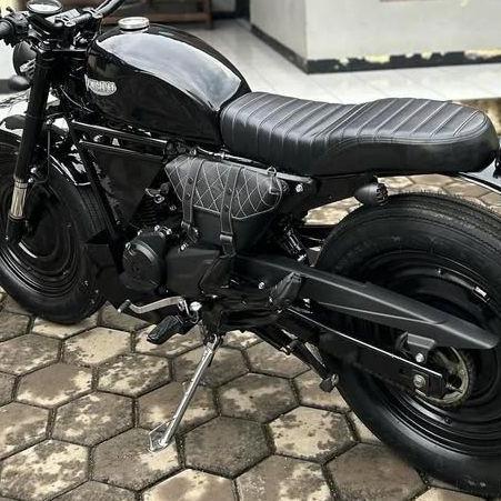 Tas Samping Side Bag Tutup Cover Aki Dop Aki Caferacer Japstyle Wajik Terlaris