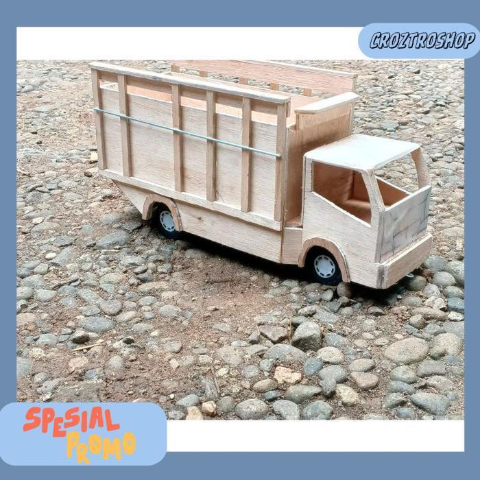 Miniatur Truk Oleng,Pintu Belakang Bisa Terbuka, Free Lampu Led