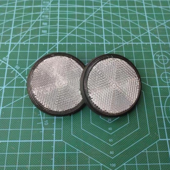 Mata Kucing Bulat Putih Lampu Reflektor Reflector Mur Baut Spakbor Sepeda Motor Mobil
