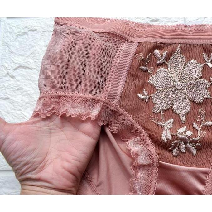 Misa- Celana Dalam Cewek Isi 3, 6Pcs Cd Sexy  Bahan Satin Renda Tile Lembut Halus Transparant All Si