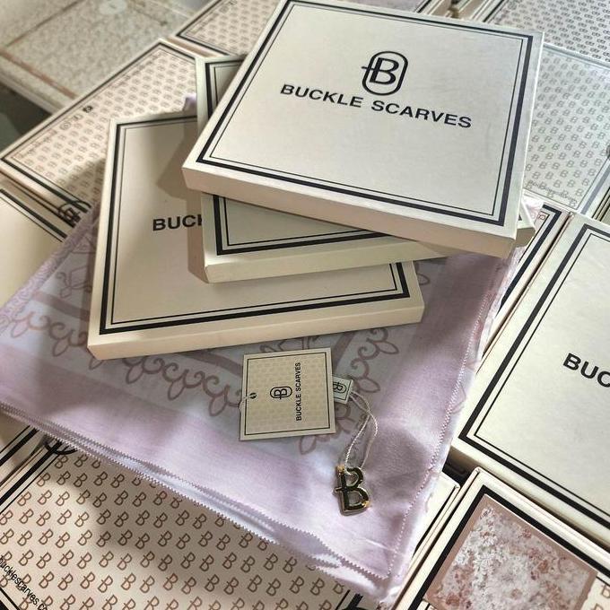 Naysillia_T - Hijab Segiempat Motif Box Buckle Scarves / Jilbab Motif Seragaman Box Buckle Scarves