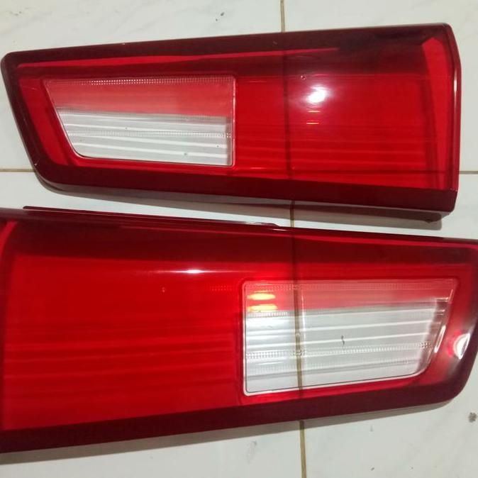 MIKA LAMPU BAGASI MIKA LAMPU REFLEKTOR INNOVA REBORN ORIGINAL PROMO
