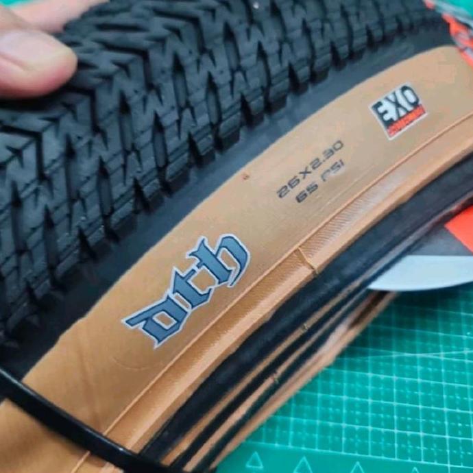 Ban Luar Maxxis Dth 26 X 2.15 2.30 Maxxis Dth Tanwall Kevlar 26 X 215 230 Harga Satuan Kemasan Baru